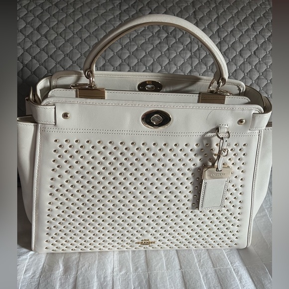 Coach stud Gramercy Satchel - Picture 5 of 14